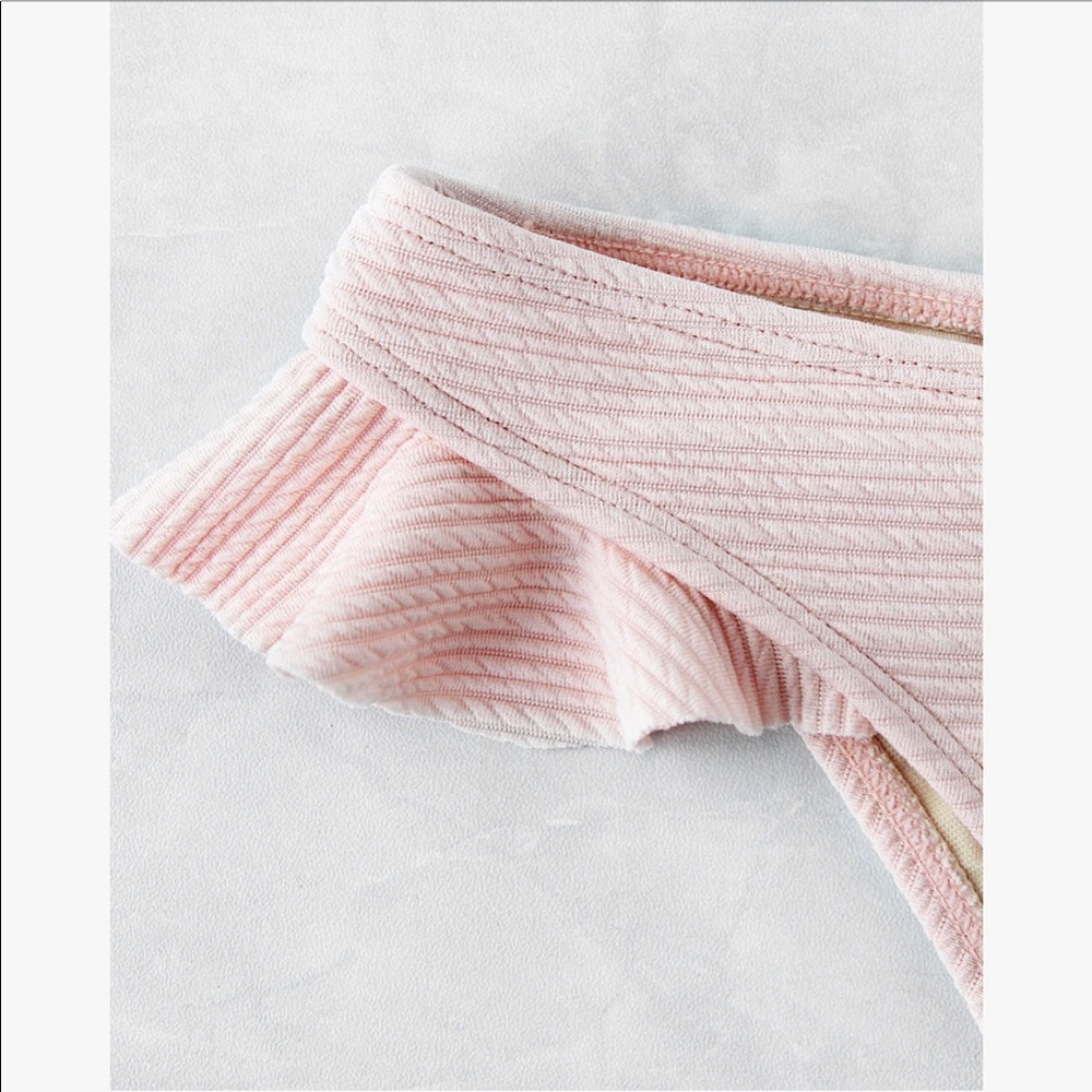 NWOT Ruffle Strap Textured Bikini Set - Picture 5 of 5